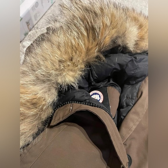 Canada Goose Chilliwack Bomber Jacket - Picture 4 of 4